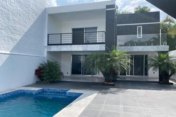 Foto de inmueble en Nueva Italia, Col. Lomas de Cortes C.P. 62240, Cuernavaca
