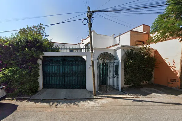 Foto de inmueble en Nueva Polonia #151-INT 13, Col. Lomas de Cortes C.P. 62248, Cuernavaca