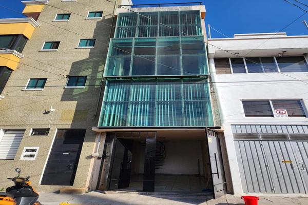 Foto de inmueble en  , Col. Nueva Valladolid C.P. 58190, Morelia