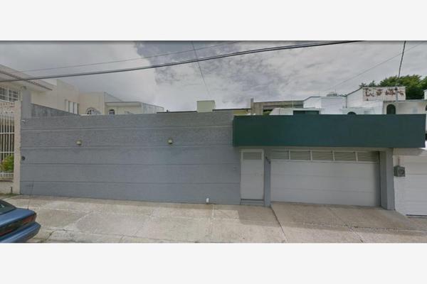 Foto de inmueble en NUEVO LEÓN #00, Col. Petrolera C.P. 96500, Coatzacoalcos