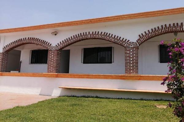 Foto de inmueble en  , Col. Oaxtepec Centro C.P. 62738, Yautepec