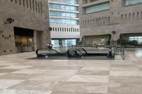 Foto de inmueble en oficinas Plaza Antigua II, Col. Hacienda de Valle Escondido C.P. 52937, Atizapán de Zaragoza