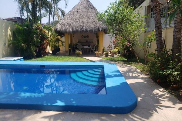 Foto de inmueble en OLAS ALTAS, Col. Olas Altas C.P. 28860, Manzanillo
