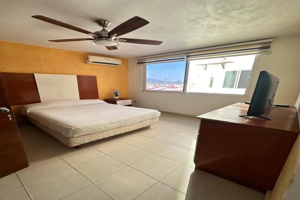 Foto de inmueble en Olinalá #303, Col. Olinalá Princess C.P. 39890, Acapulco de Juárez