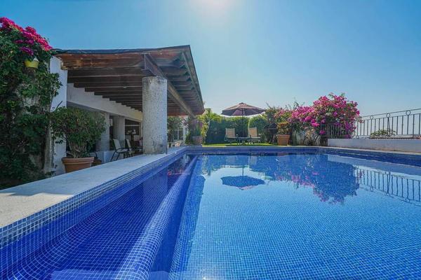 Foto de inmueble en Olivos, Col. Colinas de Santa Fe C.P. 62790, Xochitepec