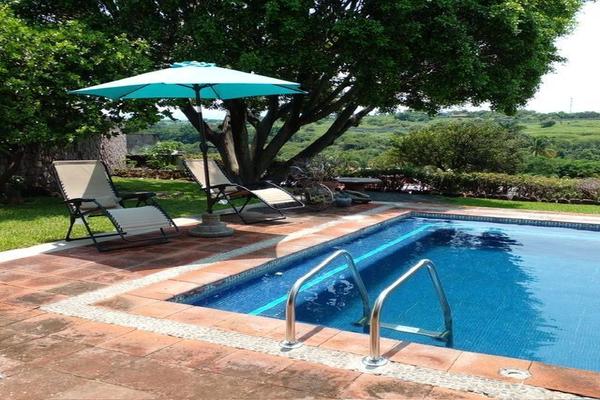 Foto de inmueble en OLIVOS, Col. Colinas de Santa Fe C.P. 62790, Xochitepec