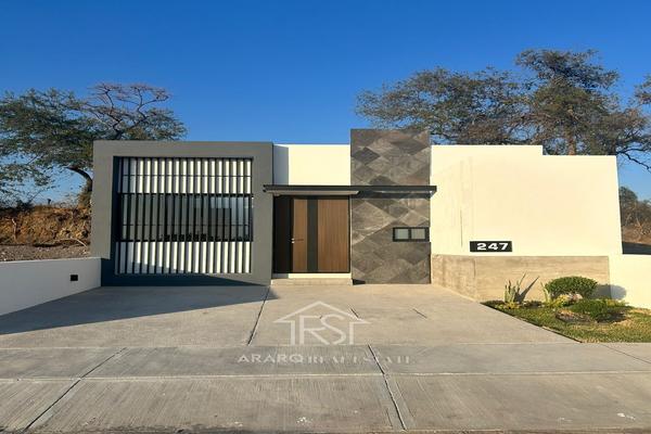 Foto de inmueble en Onix, Col. Residencial Valle Verde C.P. 28017, Colima