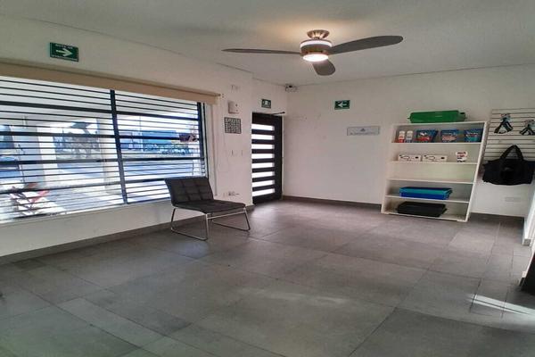 Foto de inmueble en Oro, Col. Paseo de Cumbres 1er Sector C.P. 64346, Monterrey