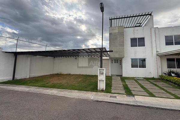 Foto de inmueble en Oropeza #1, Col. San Francisco Ocotlán (Ocotlán) C.P. 72680, Coronango