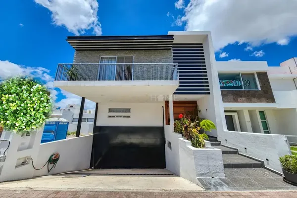Foto de inmueble en Orquidea #323, Col. El Mirador C.P. 76134, Querétaro