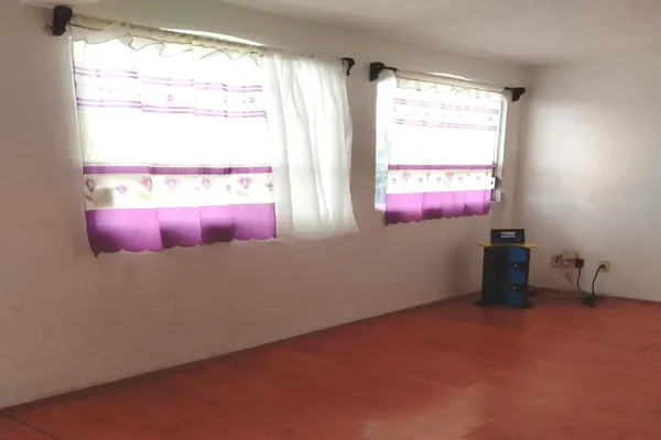 Foto de inmueble en Oyameles #42, Col. Arboledas de San Miguel C.P. 54715, Cuautitlán Izcalli