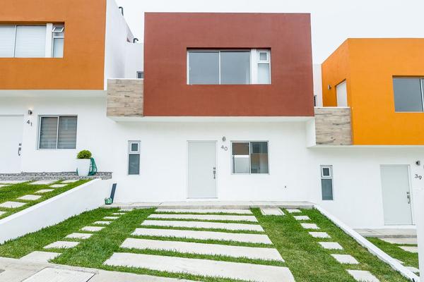 Foto de inmueble en P. Banderas, Col. Lomas del Real C.P. 22666, Tijuana