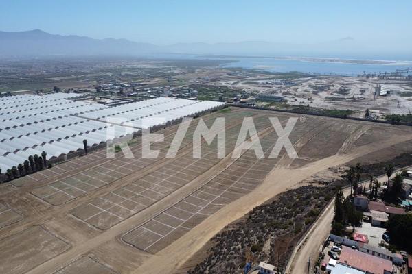 Foto de inmueble en Pablo Orta, Col. Playas de Chapultepec C.P. 22785, Ensenada