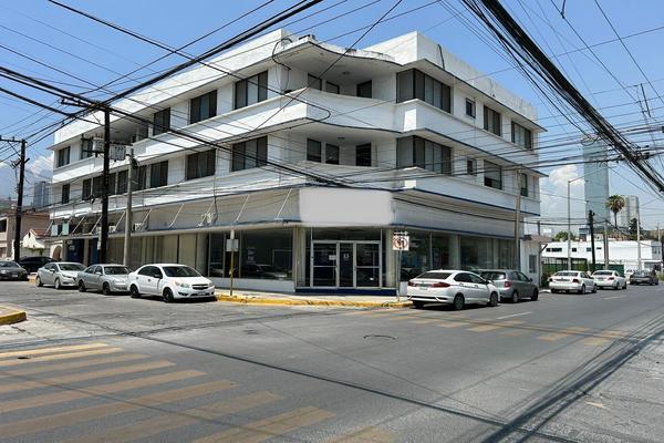 Foto de inmueble en Padre Mier, Col. Maria Luisa C.P. 64040, Monterrey