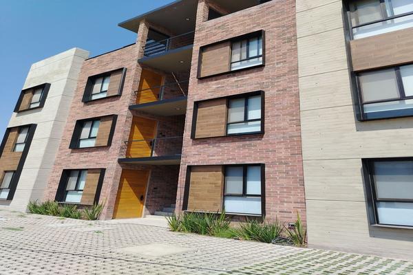 Foto de inmueble en Palma cocotera, Col. Palmares C.P. 76127, Querétaro