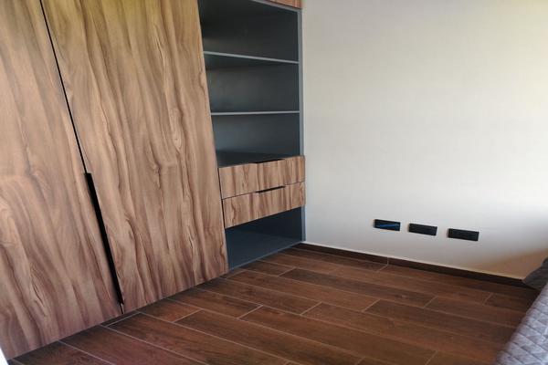 Foto de inmueble en PALMA COCOTERA, Col. Palmares C.P. 76127, Querétaro