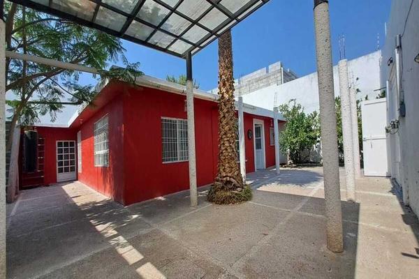 Foto de inmueble en Palma Reclinata, Col. San José el Alto C.P. 76147, Querétaro