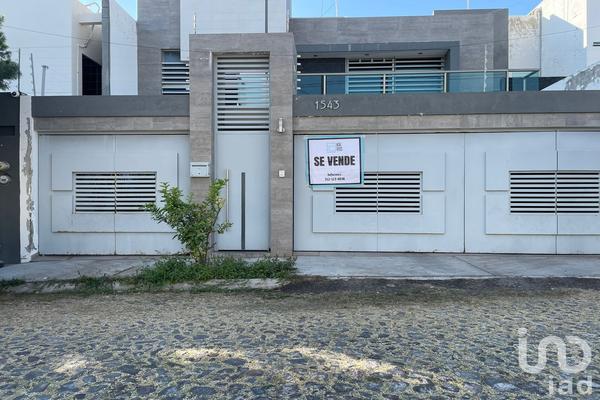 Foto de inmueble en palma ruvelina #1595, Col. Residencial Esmeralda C.P. 28017, Colima