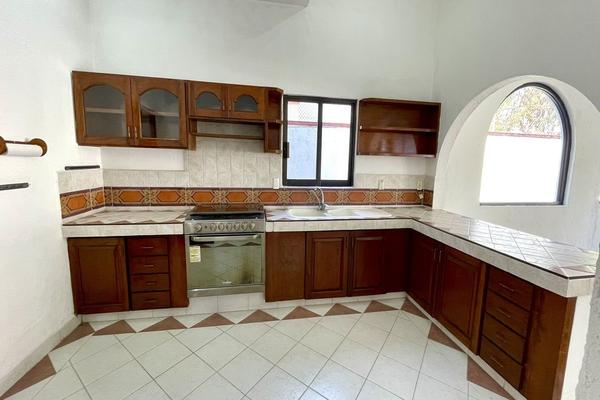Foto de inmueble en Palmira, Col. Palmira Tinguindin C.P. 62490, Cuernavaca