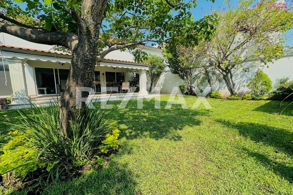 Foto de inmueble en Palmira, Col. Palmira Tinguindin C.P. 62490, Cuernavaca