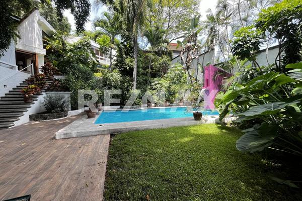 Foto de inmueble en Palmira, Col. Palmira Tinguindin C.P. 62490, Cuernavaca