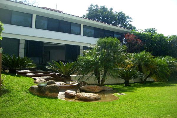 Foto de inmueble en  , Col. Palmira Tinguindin C.P. 62490, Cuernavaca