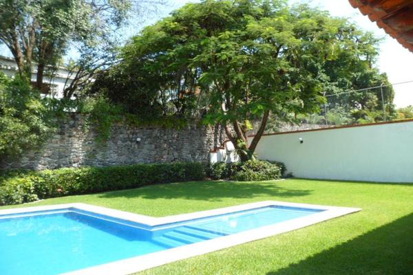 Foto de inmueble en  , Col. Palmira Tinguindin C.P. 62490, Cuernavaca
