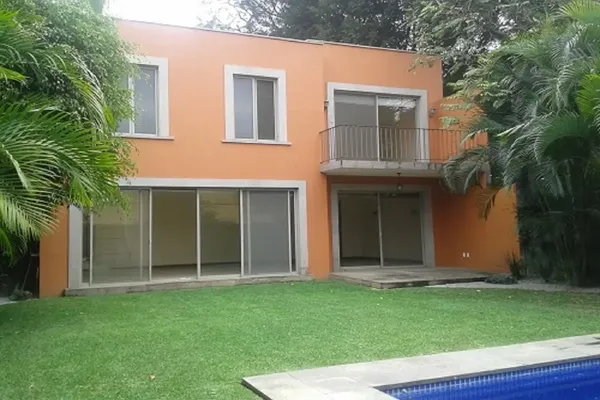Foto de inmueble en  , Col. Palmira Tinguindin C.P. 62490, Cuernavaca