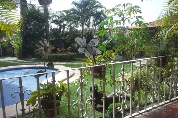 Foto de inmueble en  , Col. Palmira Tinguindin C.P. 62490, Cuernavaca