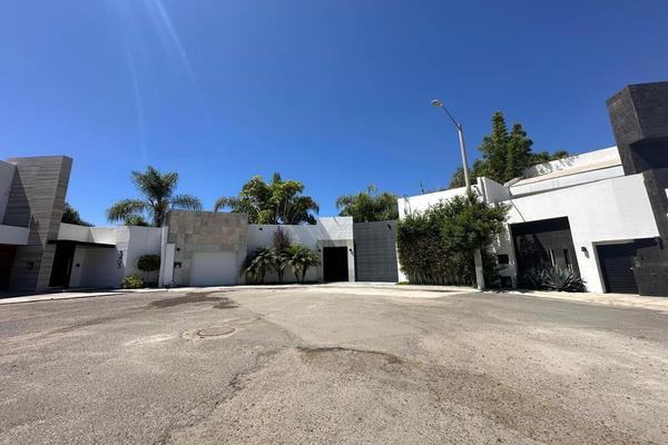 Foto de inmueble en Palomares, Col. Lomas de Agua Caliente C.P. 22024, Tijuana