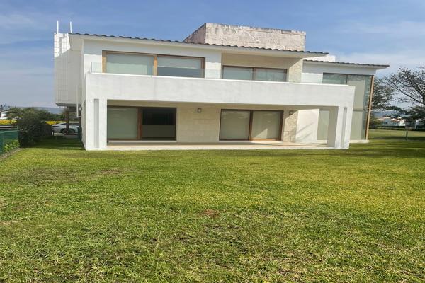 Foto de inmueble en Paraíso country club, Col. Paraíso Country Club C.P. 62766, Emiliano Zapata