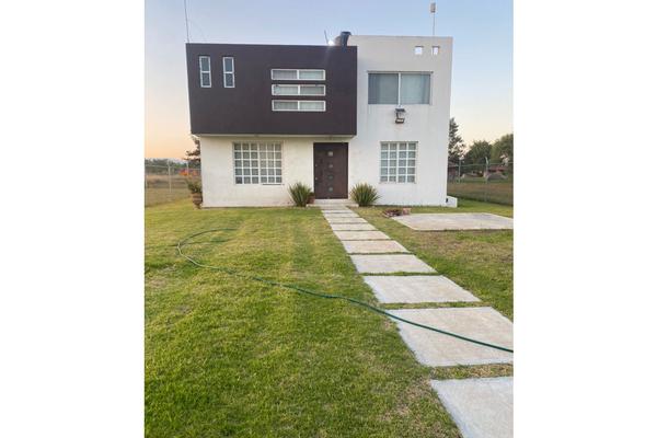 Foto de inmueble en  , Col. Paraíso Escondido C.P. 58895, Tarímbaro