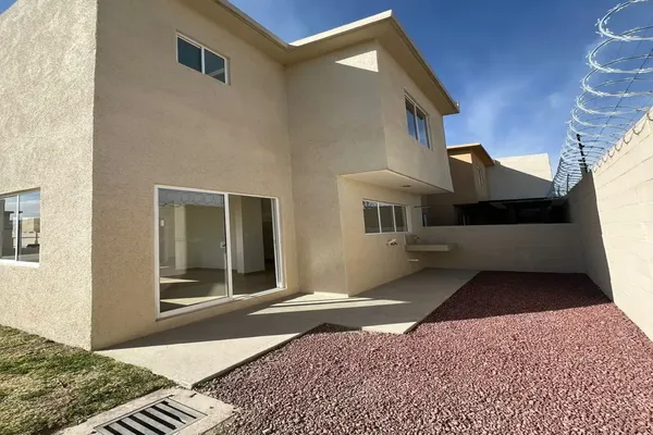 Foto de inmueble en Parco #MANZANA 13LOTE 23, Col. Bosques de Chalco I C.P. 56600, Chalco