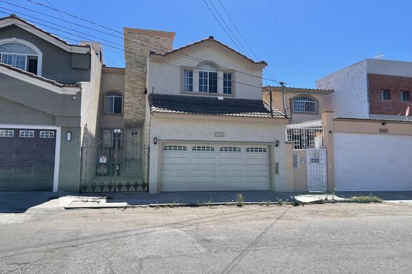 Foto de inmueble en Parque México, Col. Playas de Tijuana Sección Jardines C.P. 22500, Tijuana
