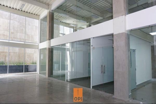 Foto de inmueble en Paseo Centenario, Col. Fray Junípero Serra C.P. 76147, Querétaro