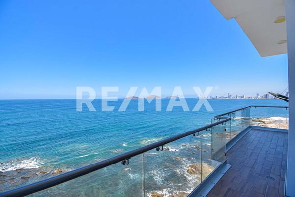 Foto de inmueble en PASEO CLAUSSEN, Col. Los Pinos C.P. 82000, Mazatlán
