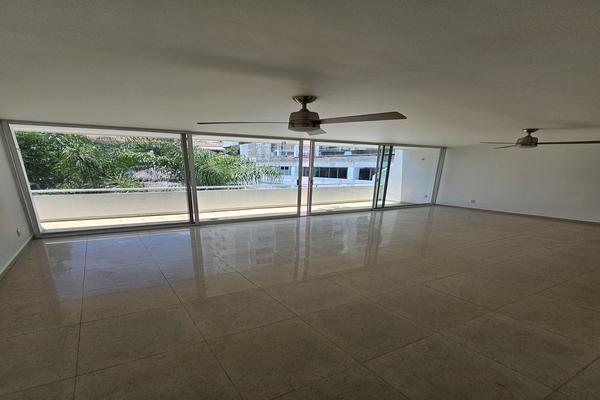 Foto de inmueble en Paseo de amanecer, Col. Lomas Altas C.P. 45128, Zapopan
