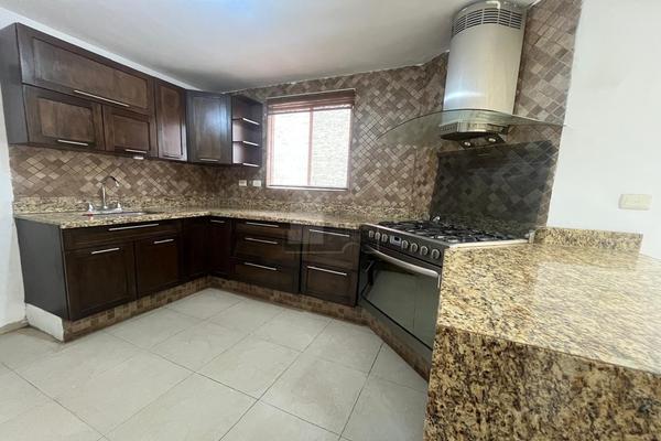 Foto de inmueble en Paseo de Cumbres #100, Col. Paseo de Cumbres C.P. 64346, Monterrey