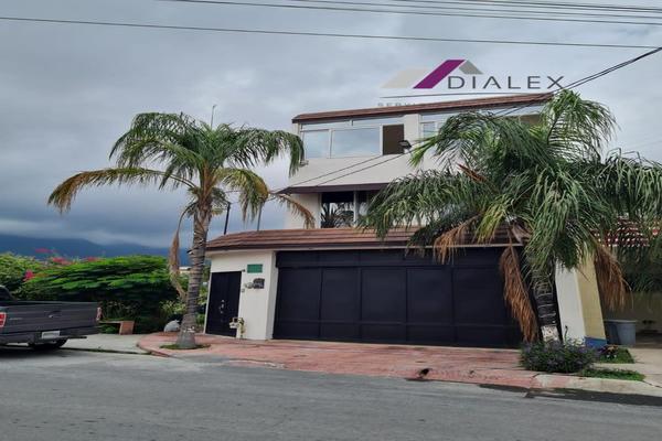 Foto de inmueble en  , Col. Paseo de Cumbres 1er Sector C.P. 64346, Monterrey