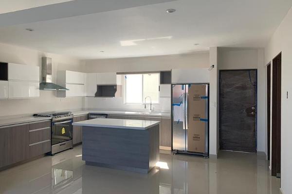 Foto de inmueble en  , Col. Paseo de Cumbres 4to Sector 1er Etapa C.P. 64346, Monterrey