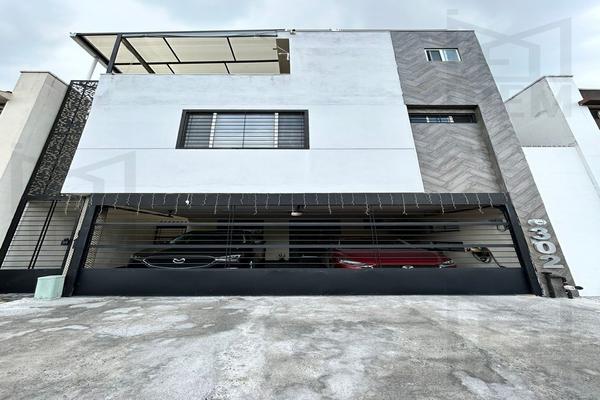 Foto de inmueble en Paseo de cumbres, Col. Paseo de Cumbres C.P. 64346, Monterrey