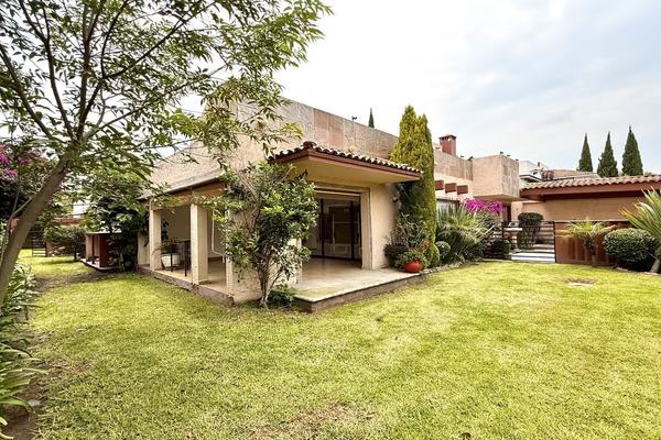 Foto de inmueble en Paseo de la Asunción, Col. La Asunción C.P. 52172, Metepec