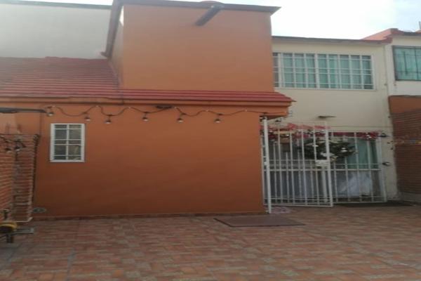 Foto de inmueble en Paseo de la C #s/n, Col. Paseos de Izcalli C.P. 54719, Cuautitlán Izcalli