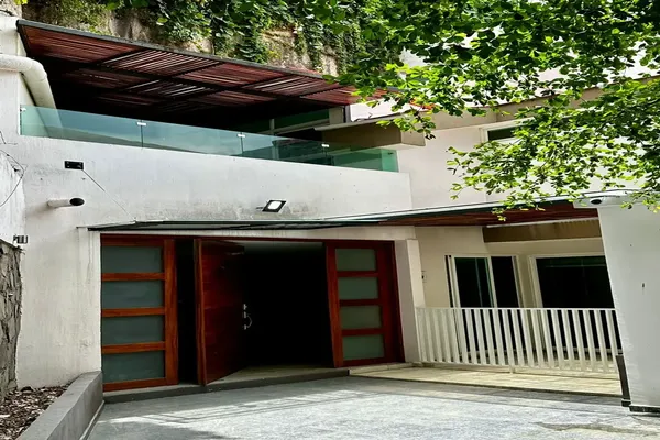 Foto de inmueble en Paseo de la cañada #11, Col. Lomas Del Valle C.P. 45129, Zapopan