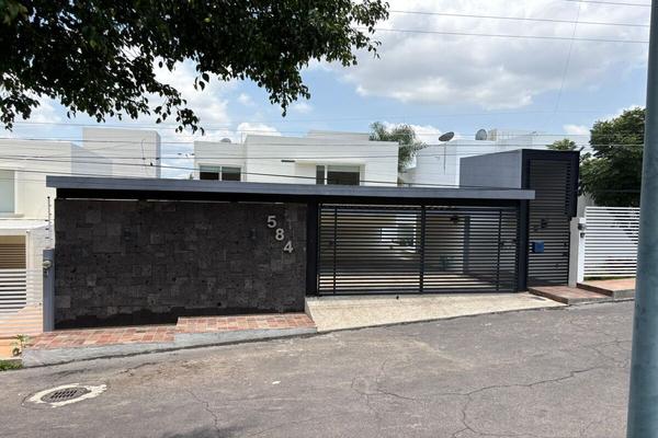 Foto de inmueble en PASEO DE LA CIMA, Col. Villas de Irapuato C.P. 36670, Irapuato