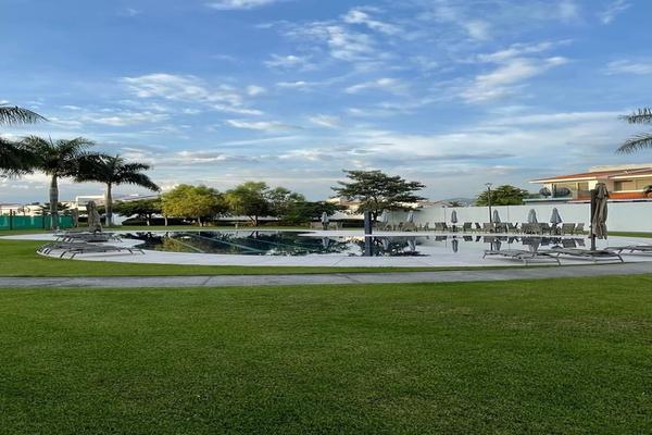 Foto de inmueble en Paseo de la flores, Col. Paraíso Country Club C.P. 62766, Emiliano Zapata