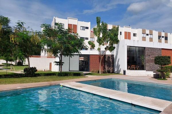 Foto de inmueble en Paseo de la Floresta, Col. Nuevo Ixtapa C.P. 48280, Puerto Vallarta