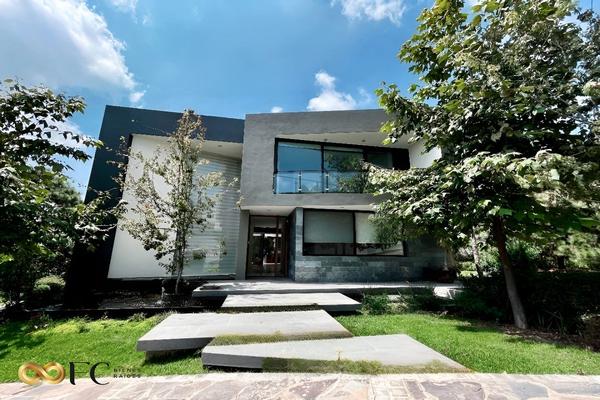 Foto de inmueble en Paseo de la frescura, Col. Cielo Contry Club C.P. 45643, Tlajomulco de Zúñiga