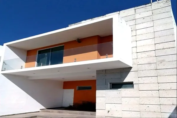 Foto de inmueble en  , Col. Paseo de la Hacienda C.P. 28017, Colima