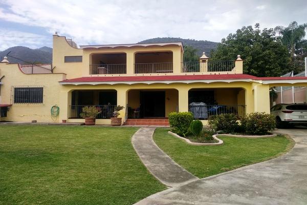 Foto de inmueble en Paseo de la loma #72, Col. Ajijic Centro C.P. 45920, Chapala